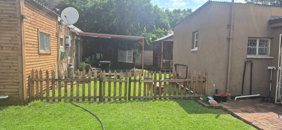 8 Bedroom Property for Sale in Bayswater Free State